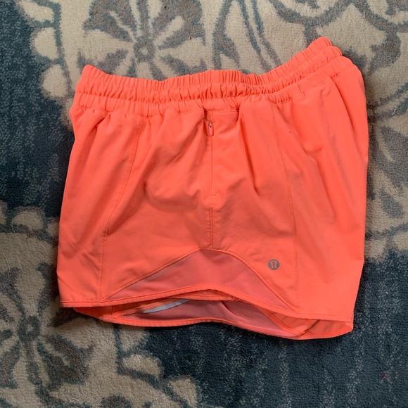 Lululemon shorts - Picture 3 of 8